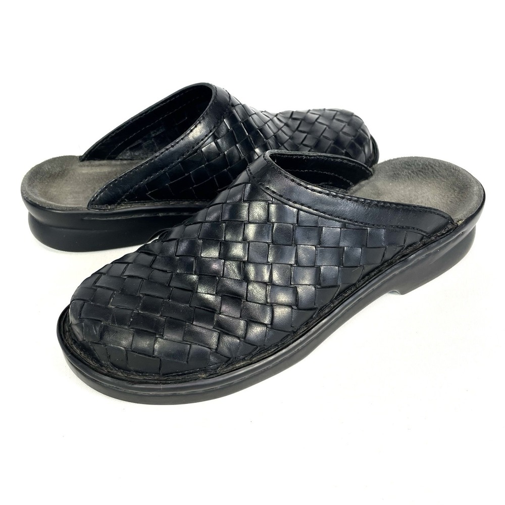 Clarks Womens 7 Black Woven Leather Slip On Mule Clog Comfort Shoes